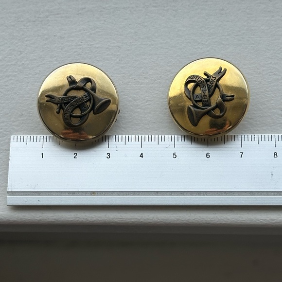 Vintage Hermès Ribbon and French Horn Clip Earrings - Picture 9 of 9